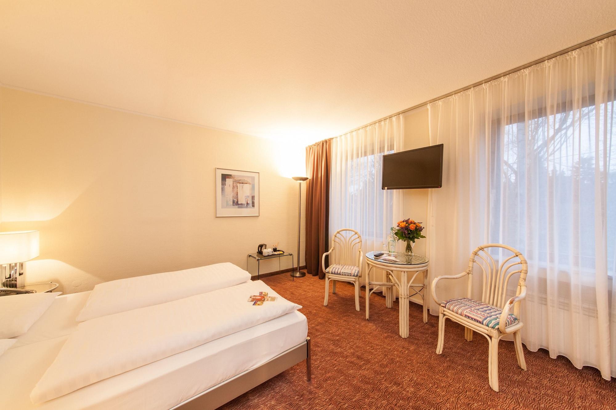Select Hotel Silence Garden Koeln Luaran gambar