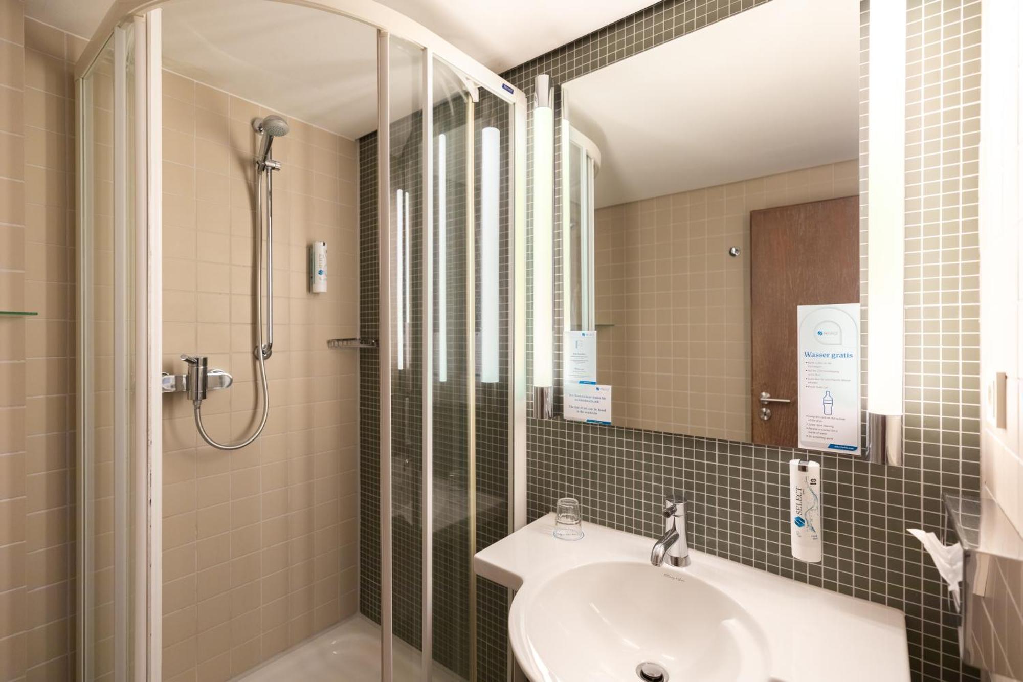 Select Hotel Silence Garden Koeln Luaran gambar