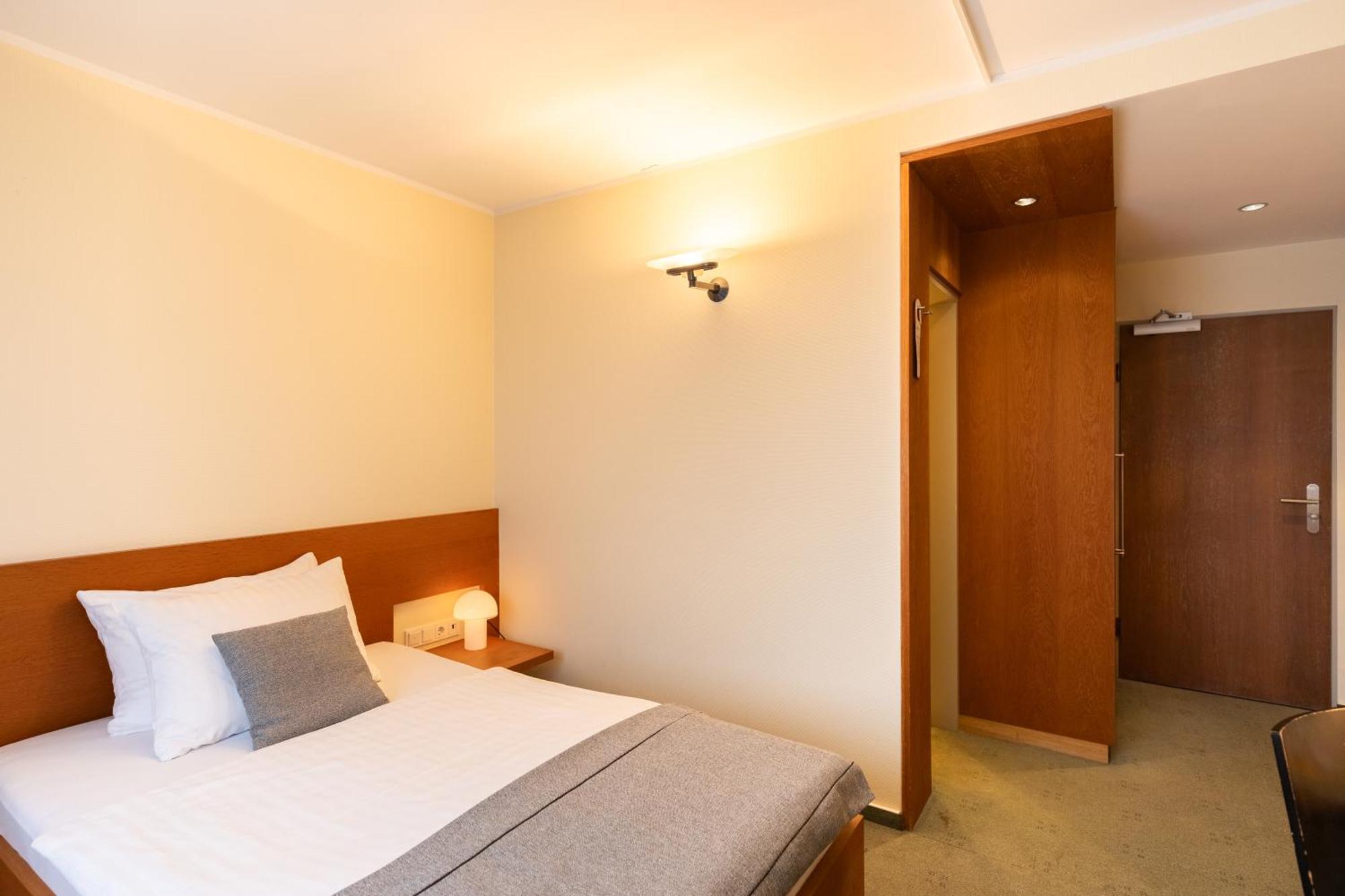 Select Hotel Silence Garden Koeln Luaran gambar