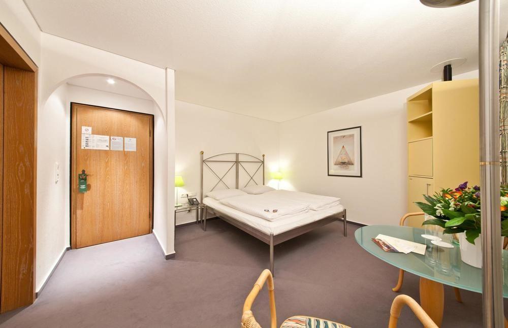 Select Hotel Silence Garden Koeln Luaran gambar