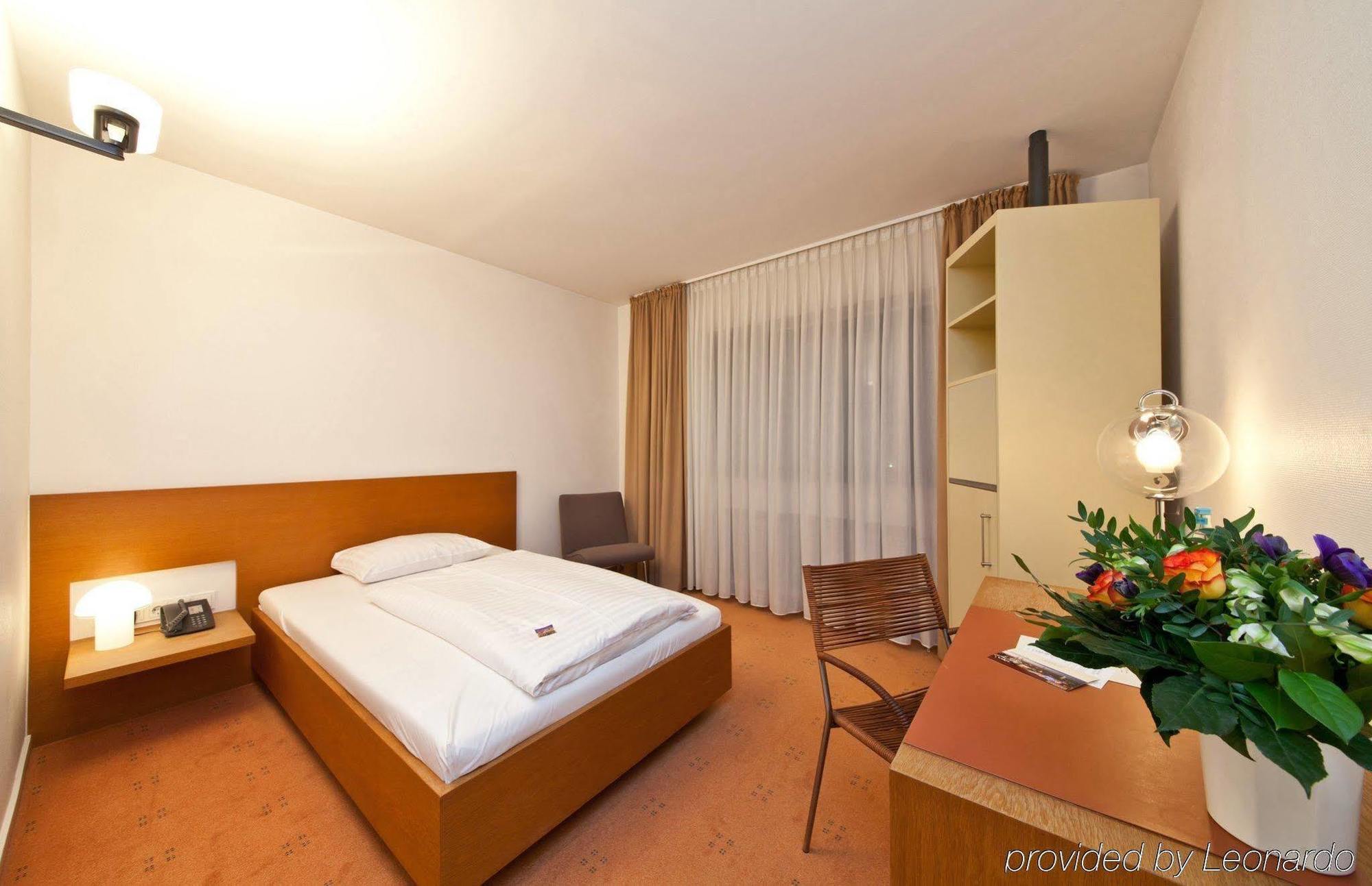 Select Hotel Silence Garden Koeln Luaran gambar